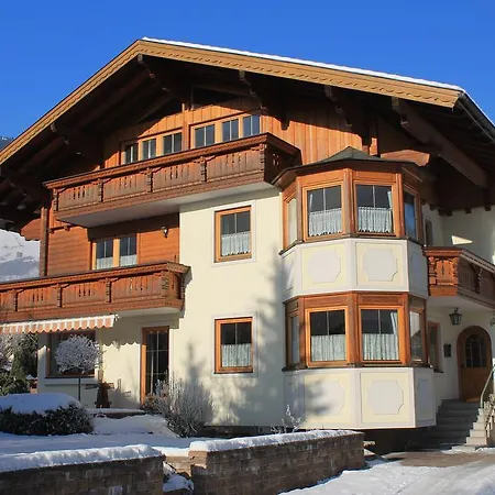 Haus Schoenegger Dorfgastein